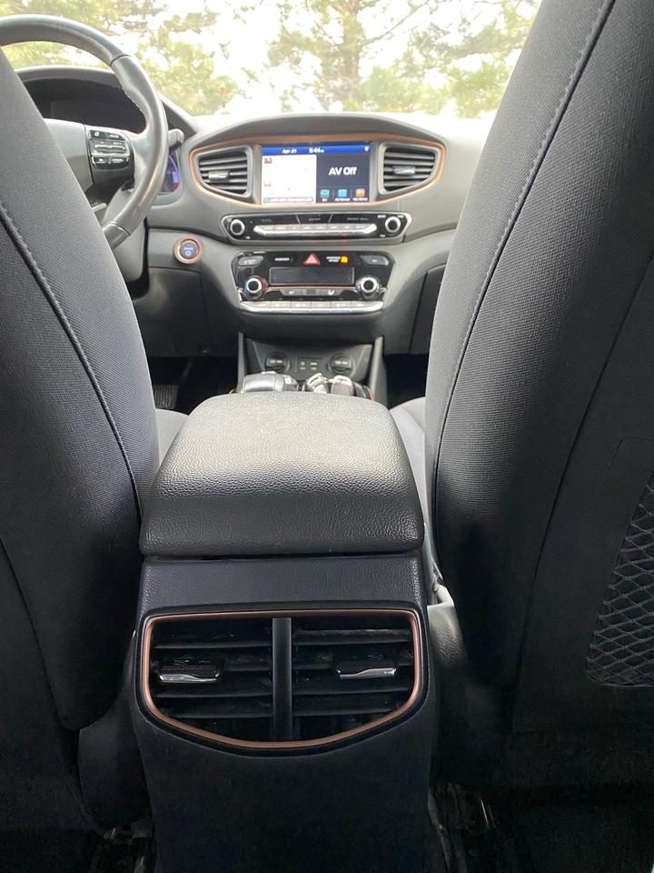 2019 Hyundai Ioniq Electric Preferred | NO ACCIDENT Photo