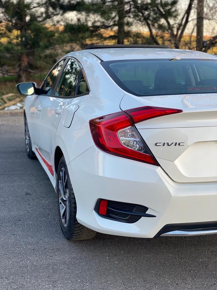 2019 Honda Civic EX | SUNROOF | NO ACCIDENT Photo