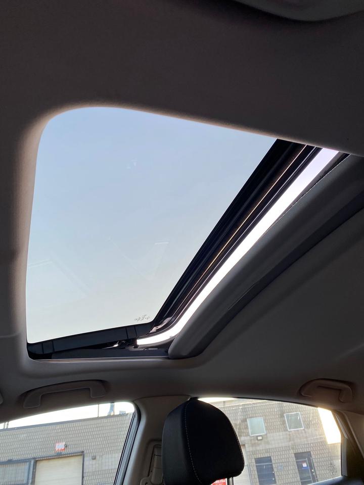 2019 Honda Civic EX | SUNROOF | NO ACCIDENT Photo