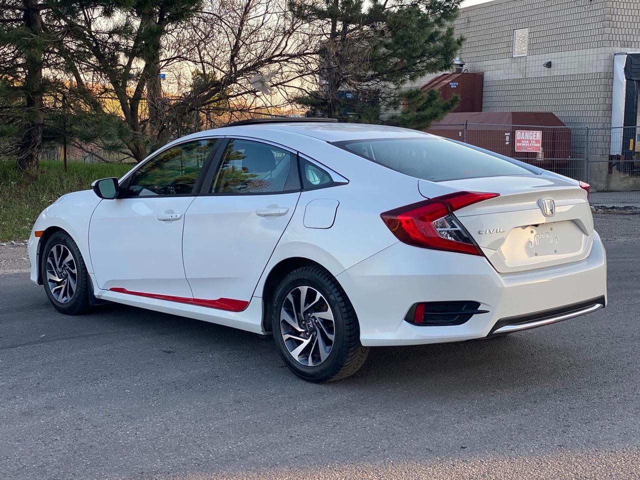 2019 Honda Civic EX | SUNROOF | NO ACCIDENT Photo