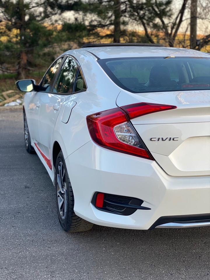 2019 Honda Civic EX | SUNROOF | NO ACCIDENT Photo