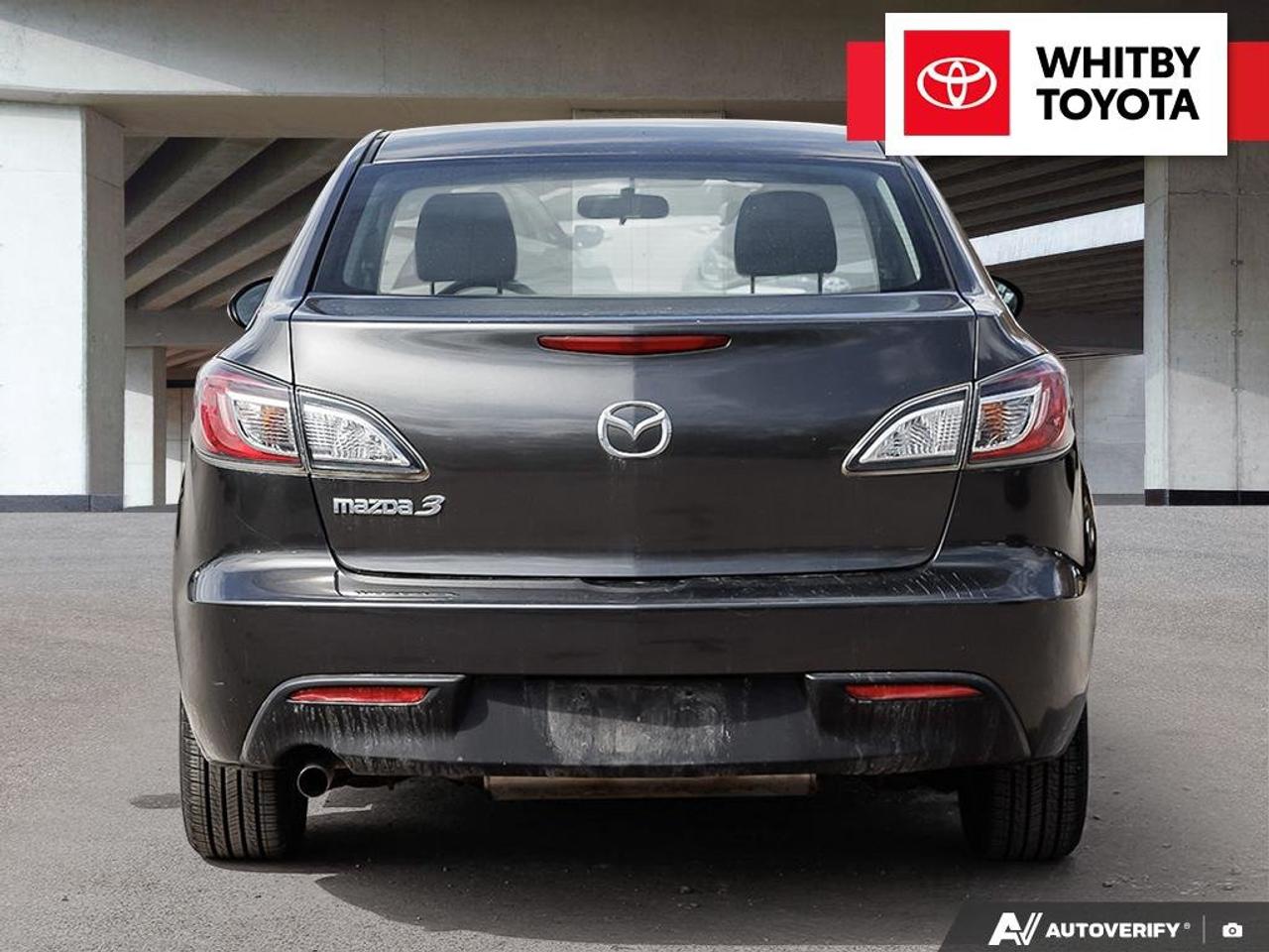 2011 Mazda MAZDA3 3i 2.0L Photo