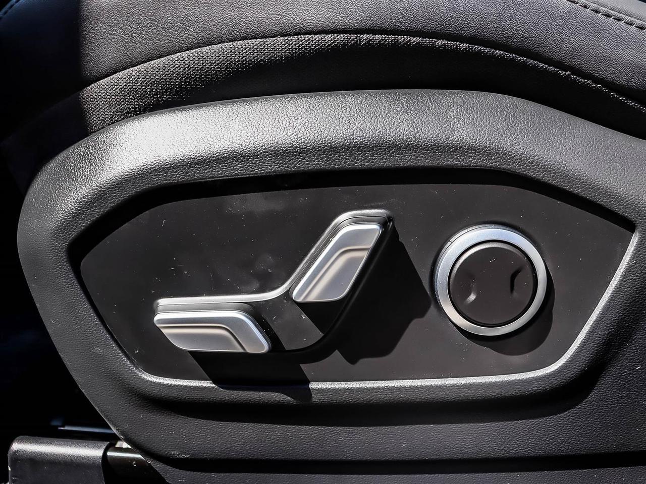 2025 Hyundai Santa Fe Hybrid PREFERRED Photo