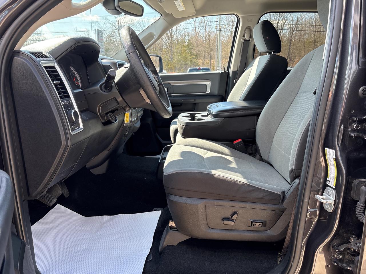 2023 RAM 1500 Classic SLT Photo