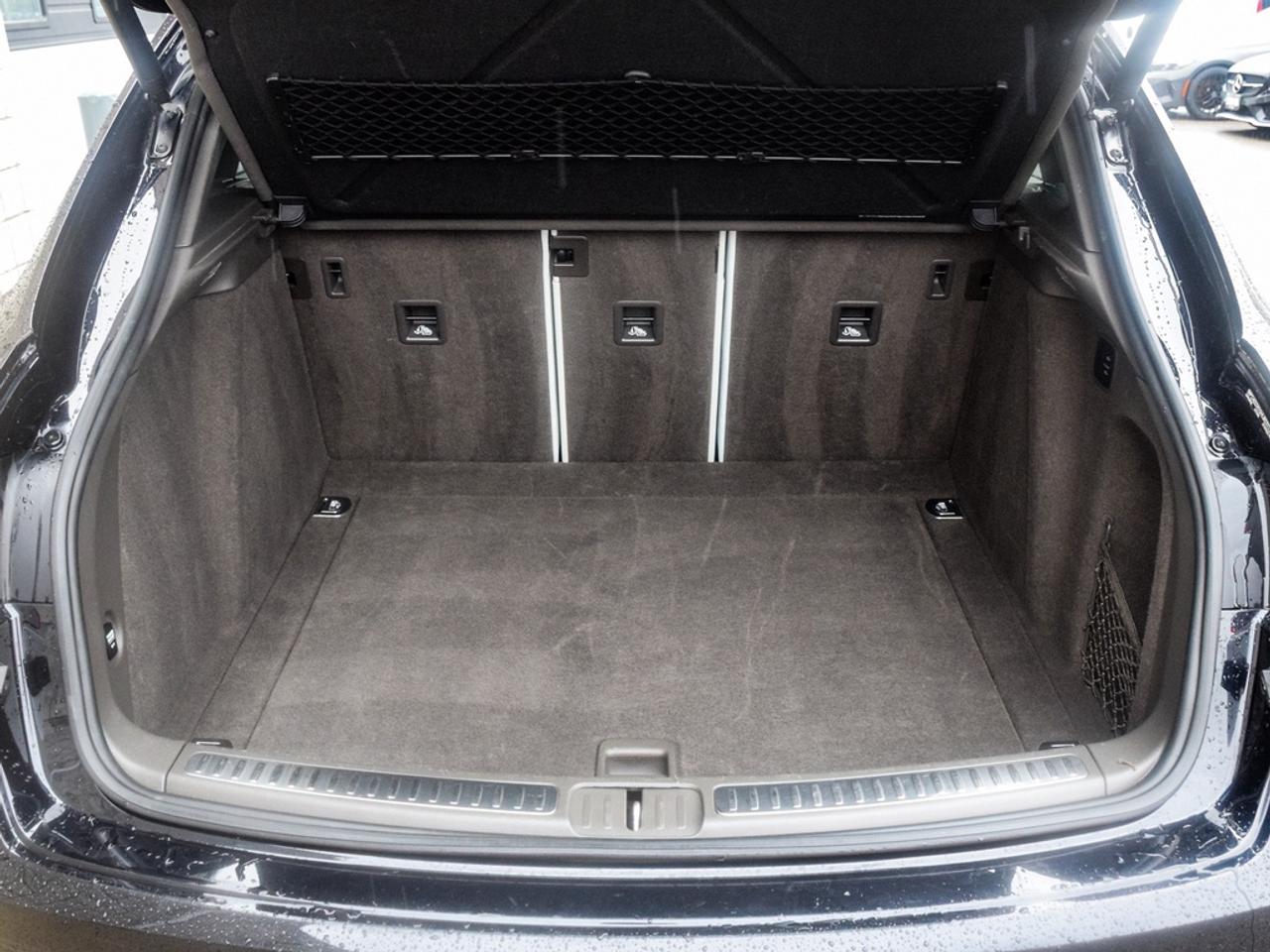 2017 Porsche Macan GTS 4dr All-Wheel Drive Photo