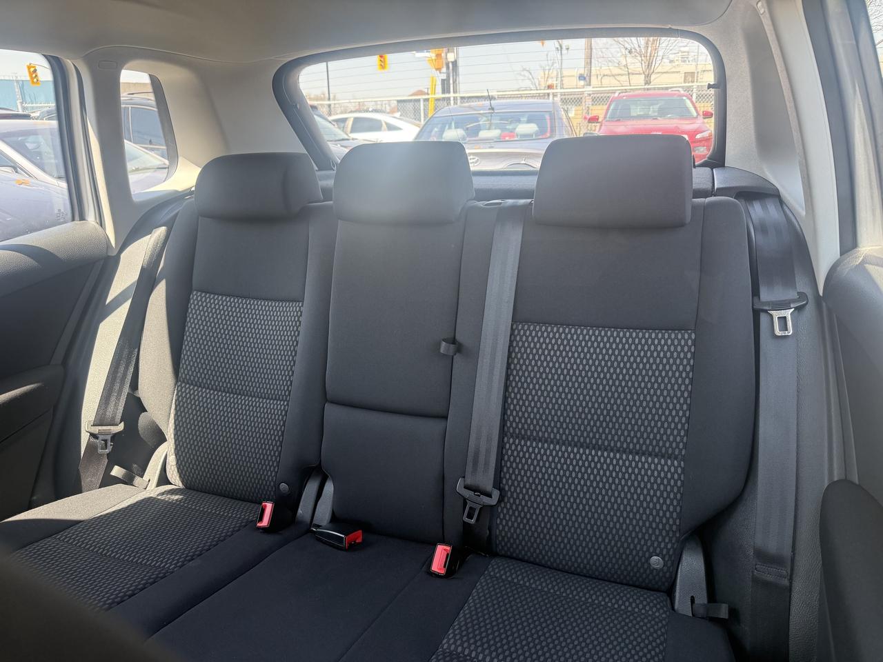 2010 Volkswagen Tiguan *** 3 YEAR WARRANTY INCLUDED *** Photo