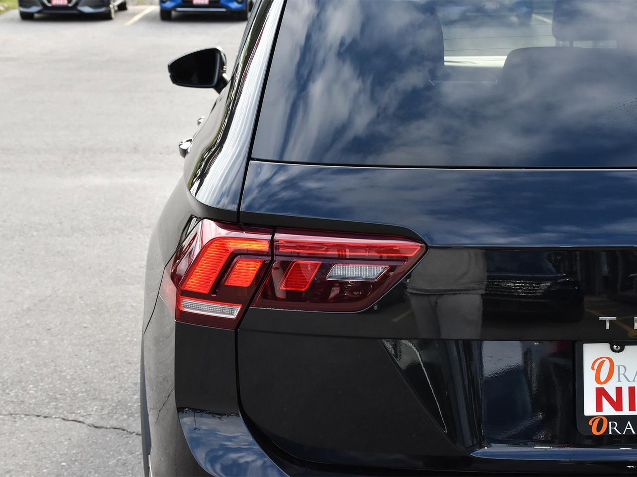 2024 Volkswagen Tiguan Comfortline R-Line Black Edition Photo