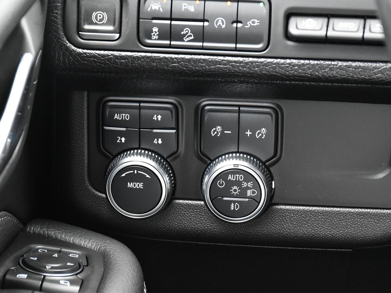 2021 GMC Yukon Denali  - Navigation -  Leather Seats Photo