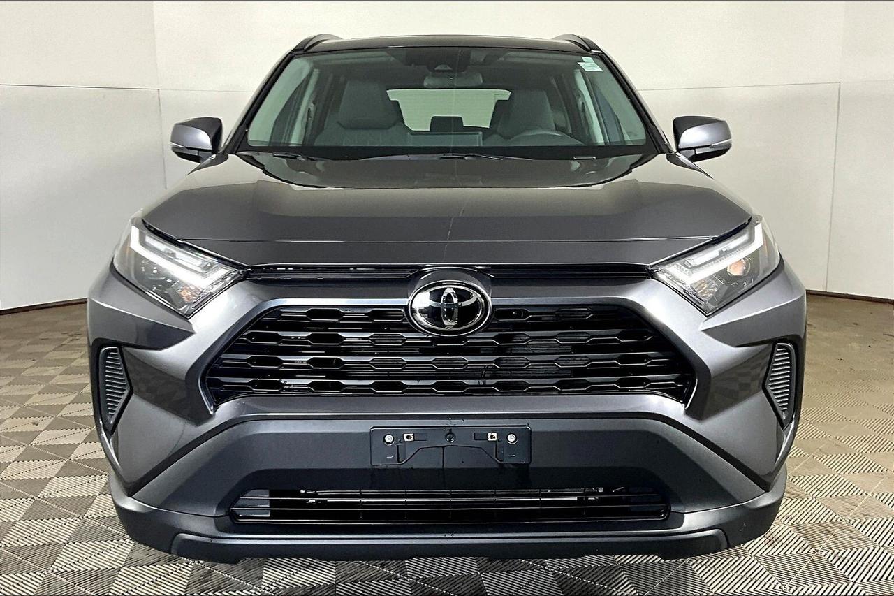 2024 Toyota RAV4 XLE AWD Photo