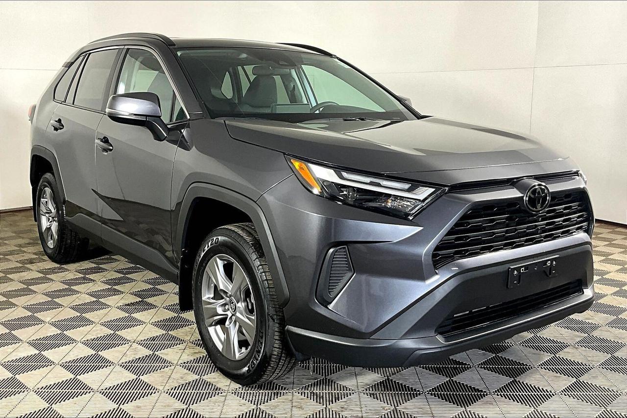 2024 Toyota RAV4 XLE AWD Photo