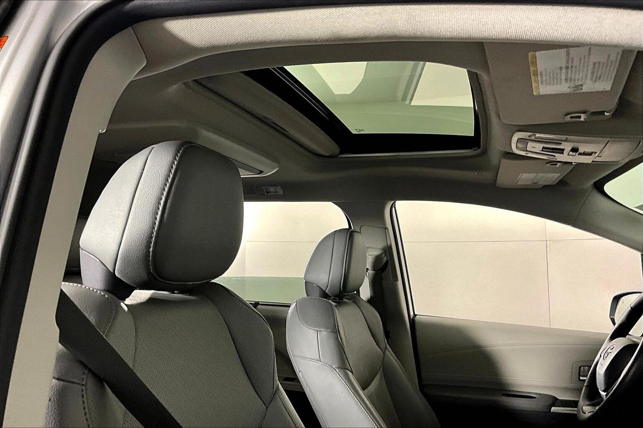2024 Toyota Sienna LIMITED 7-Passenger AWD Photo