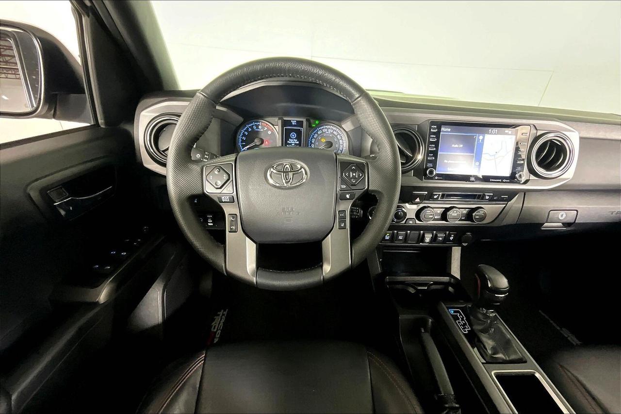 2023 Toyota Tacoma 4x4 Double Cab Auto SB Photo4