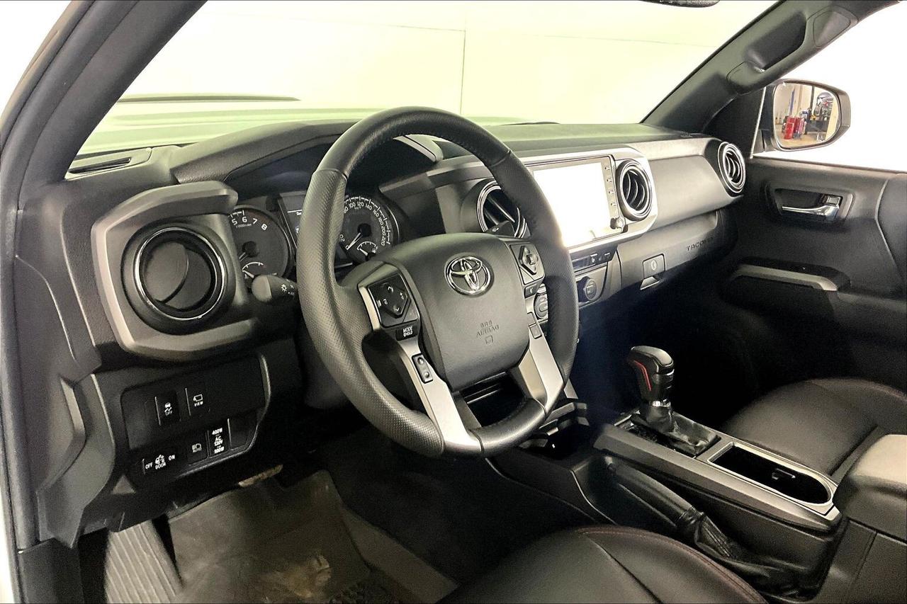 2023 Toyota Tacoma 4x4 Double Cab Auto SB Photo