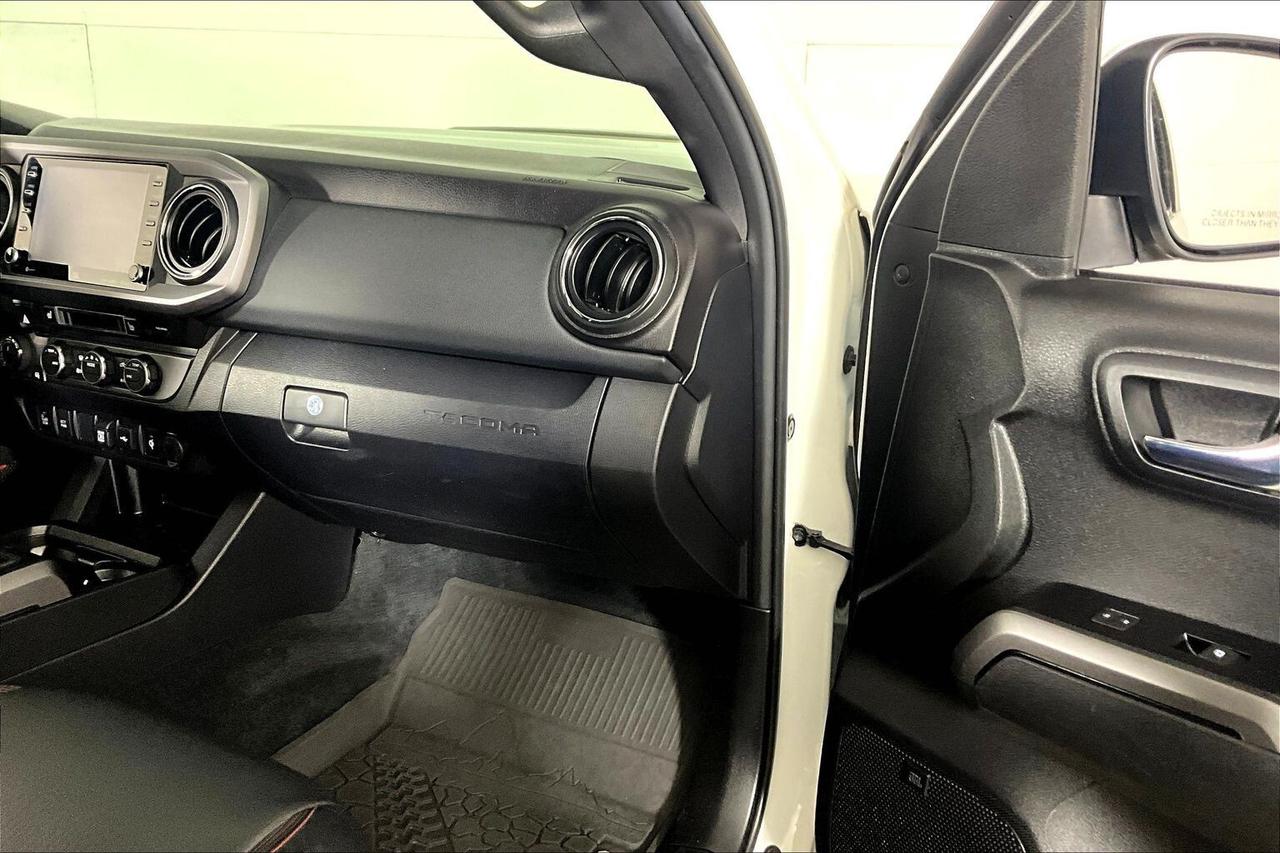 2023 Toyota Tacoma 4x4 Double Cab Auto SB Photo