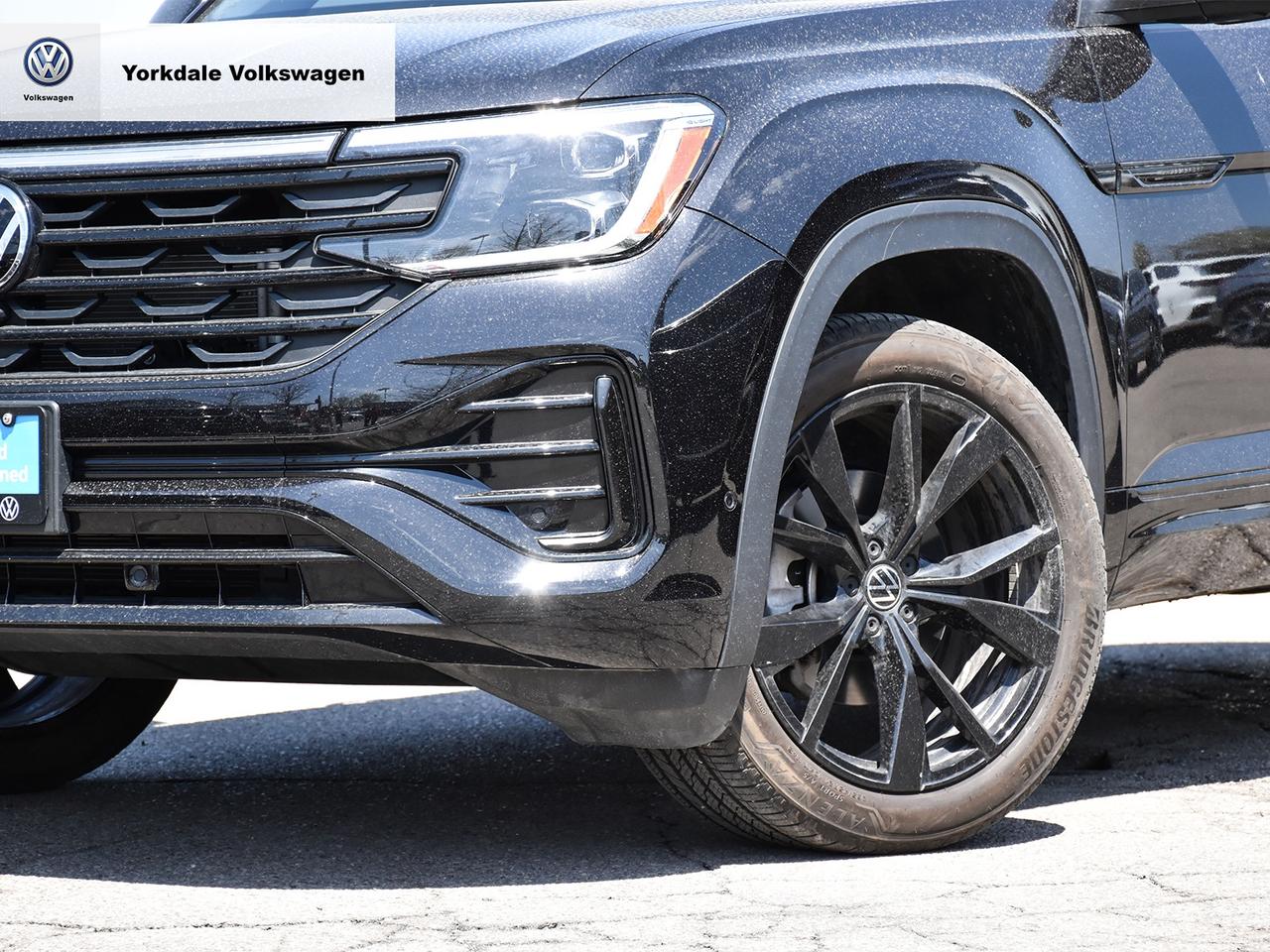 2024 Volkswagen Atlas Cross Sport  Photo