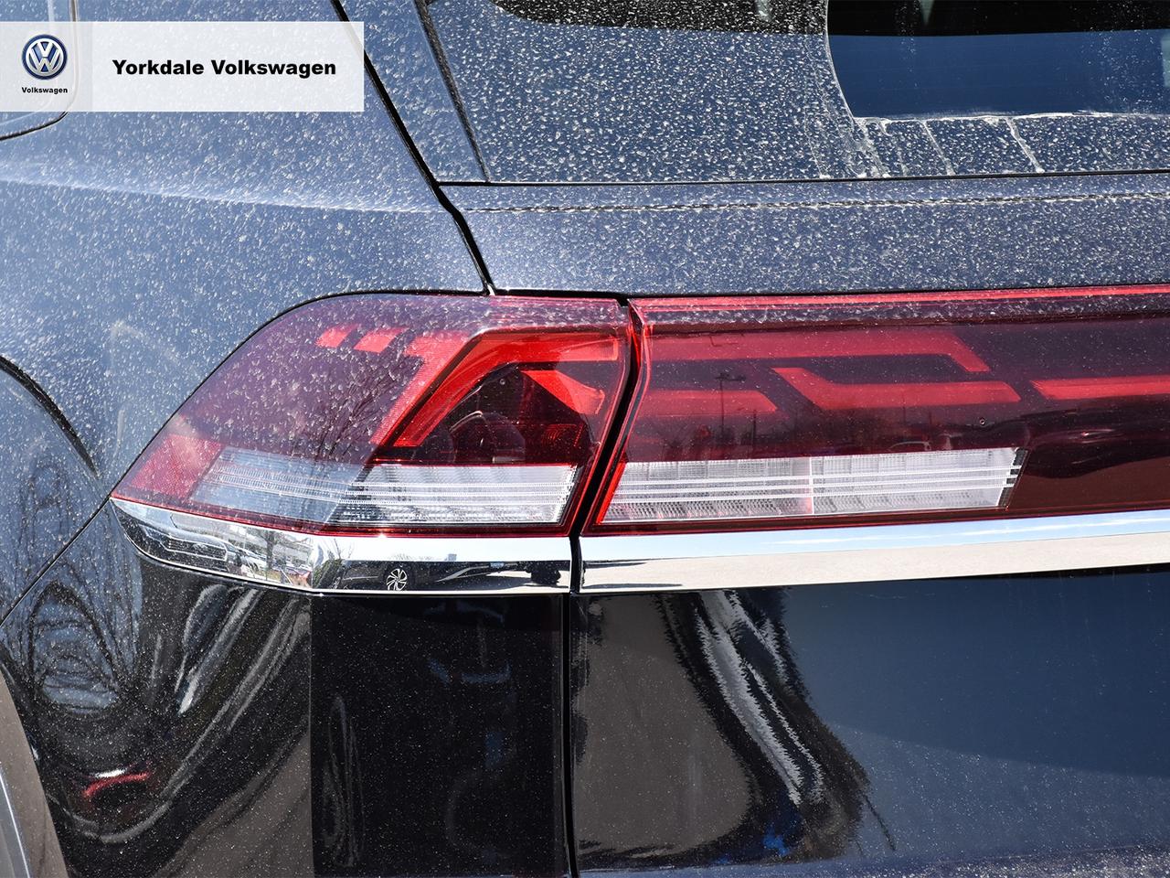 2024 Volkswagen Atlas Cross Sport  Photo