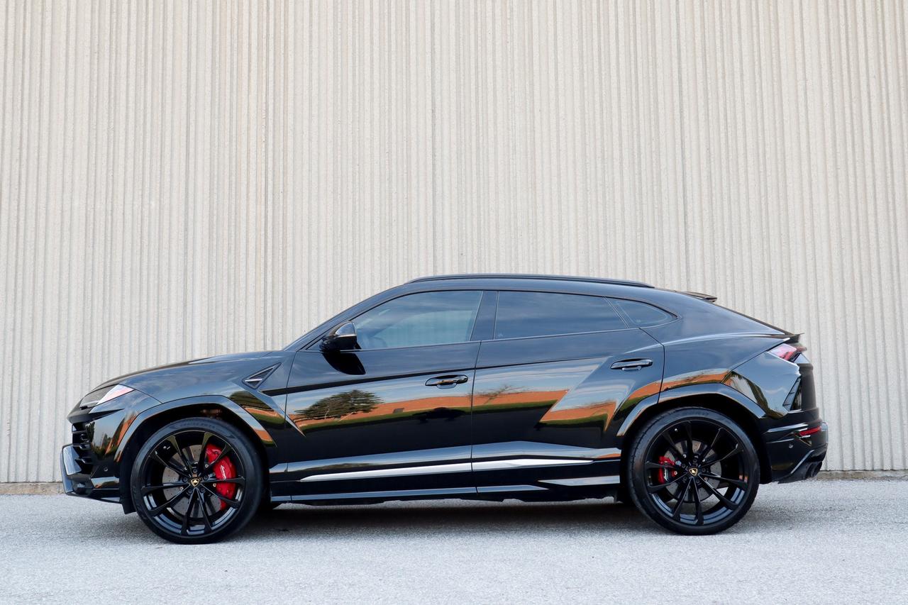 2019 Lamborghini Urus  Photo
