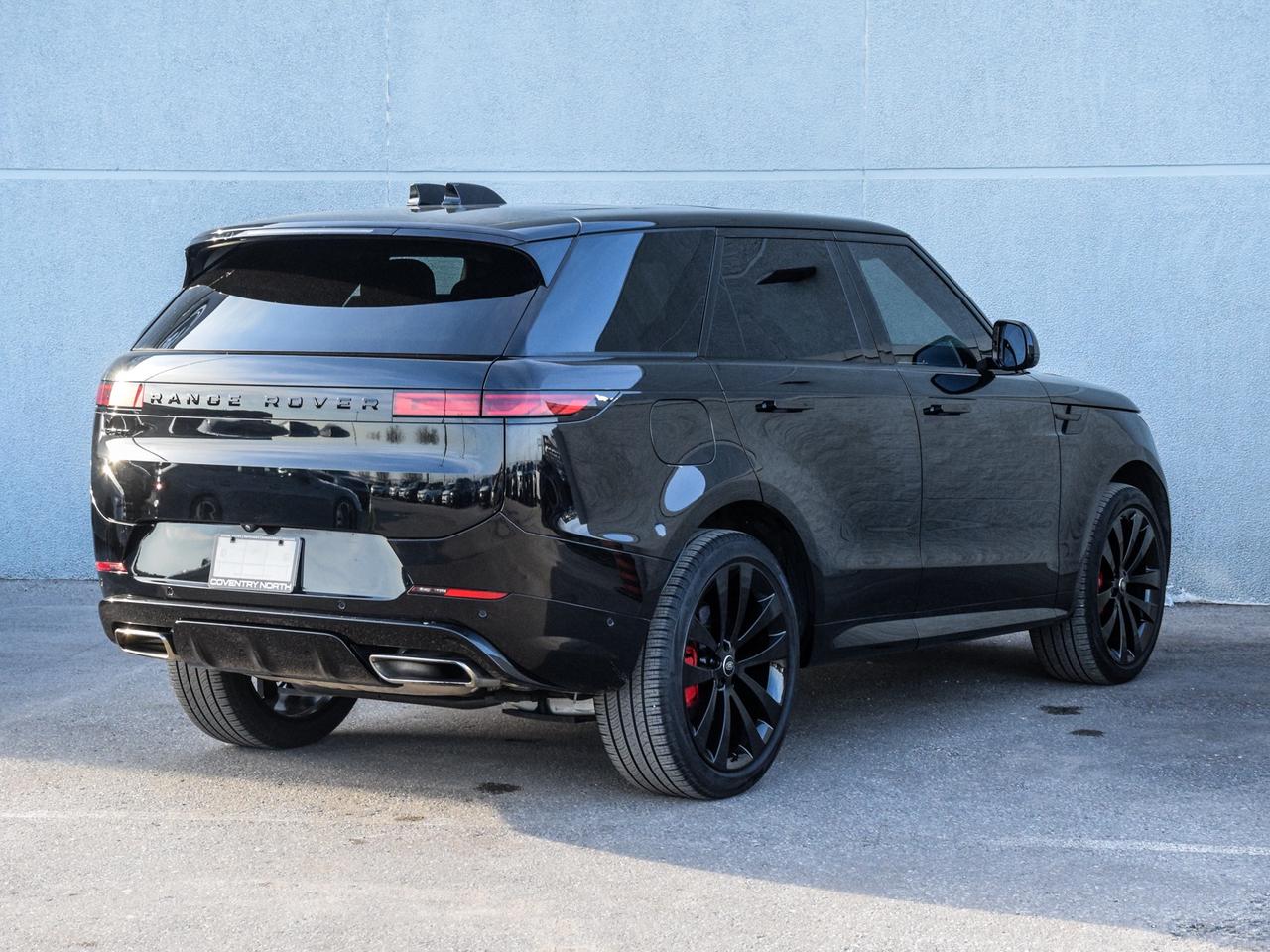 2024 Land Rover Range Rover Sport P400 Dynamic SE Photo3