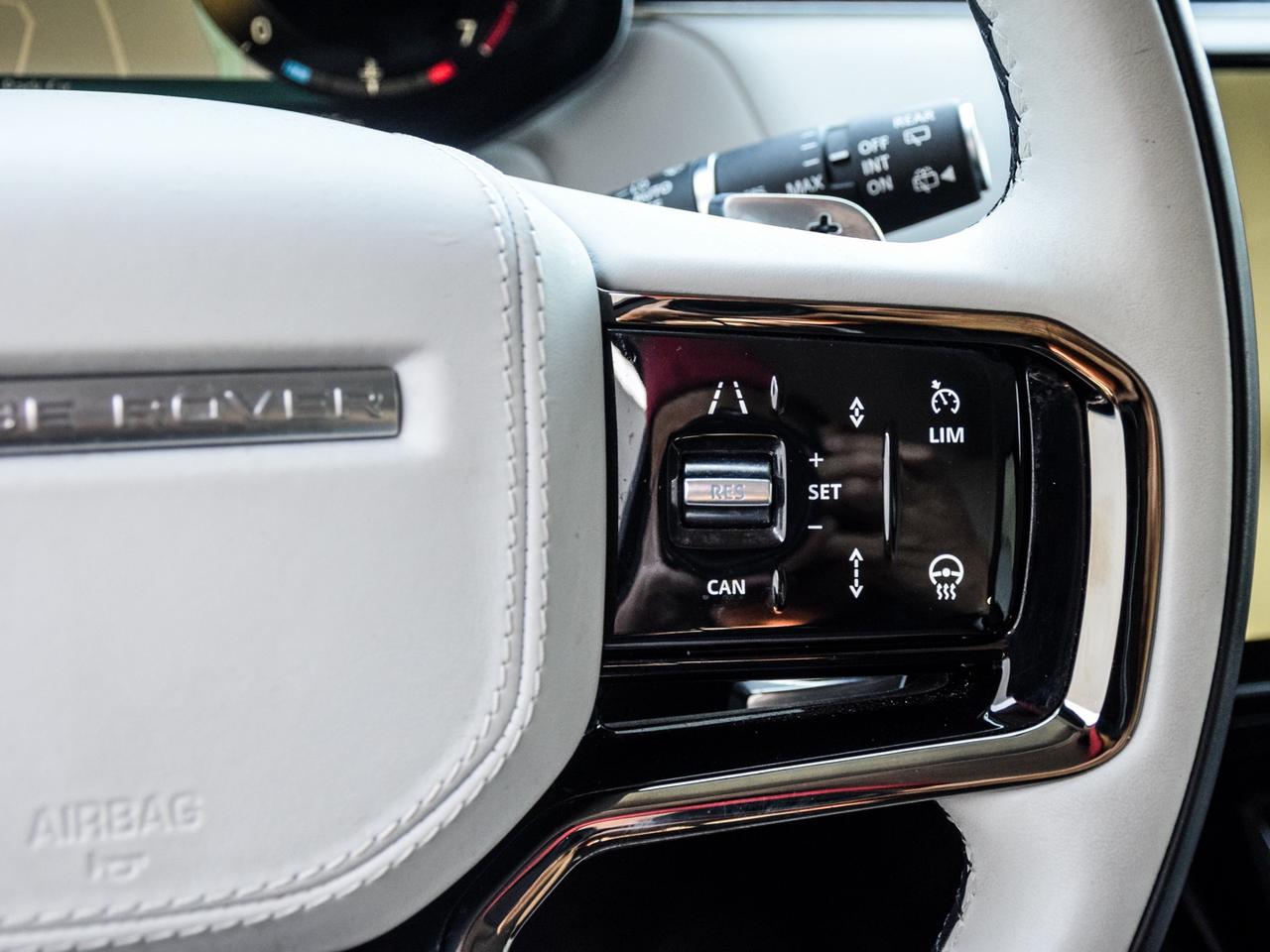 2024 Land Rover Range Rover Sport P400 Dynamic SE Photo