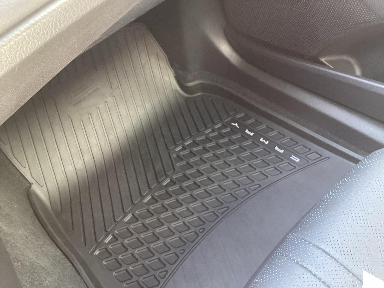 2025 Toyota Camry XSE AWD Photo