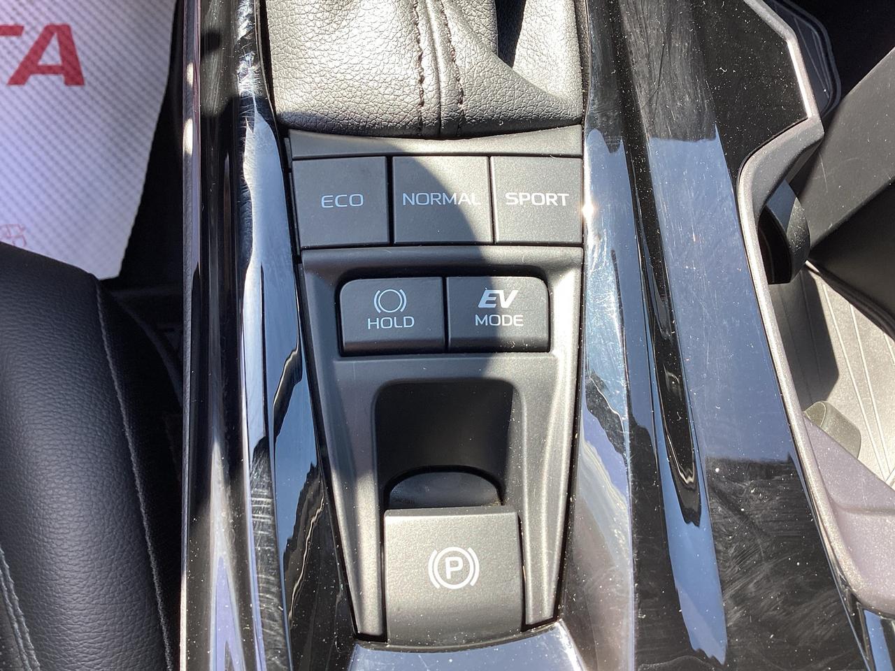 2025 Toyota Camry XSE AWD Photo
