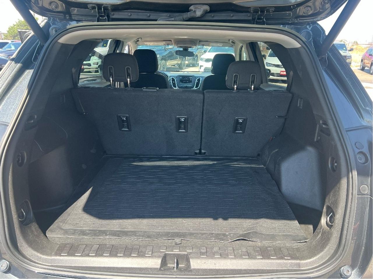 2019 Chevrolet Equinox LT AWD *HEATED SEATS *CLEAN CARFAX *ONE OWNER Photo