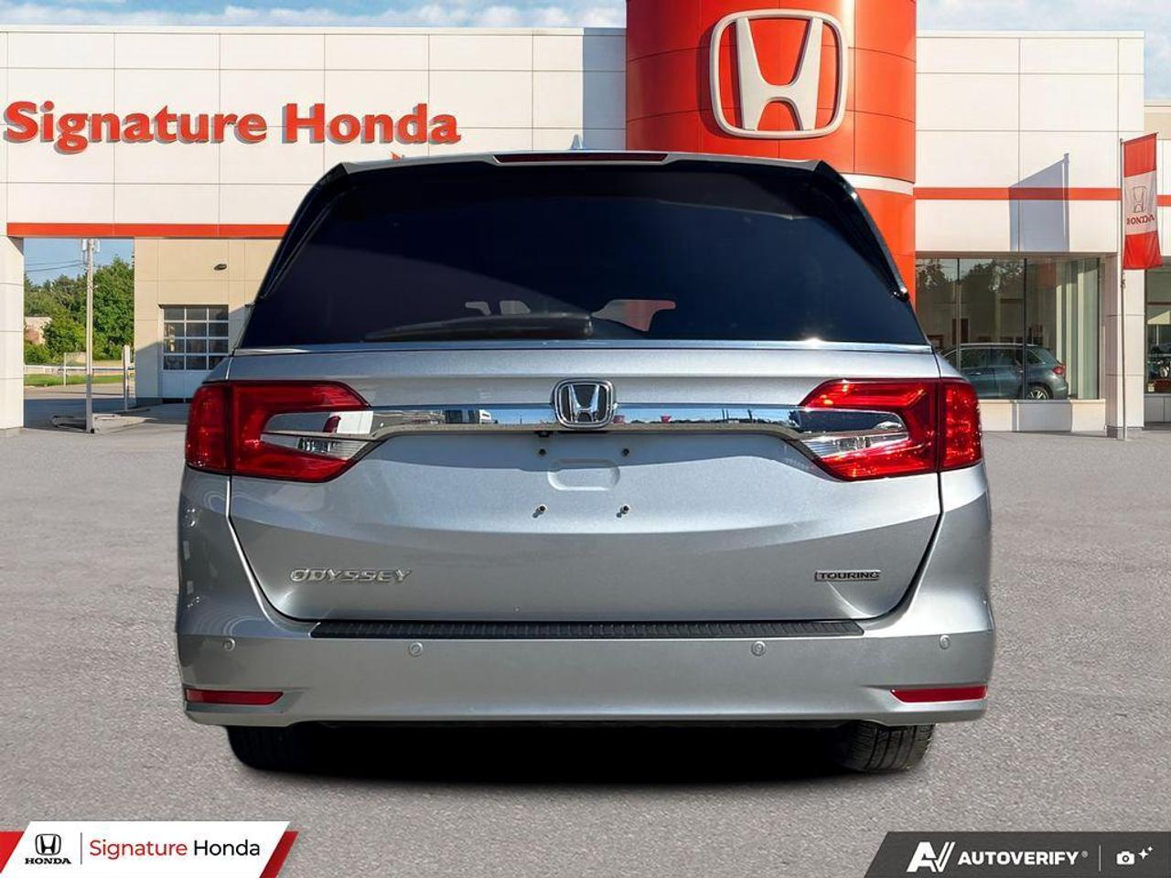 2019 Honda Odyssey Touring Photo