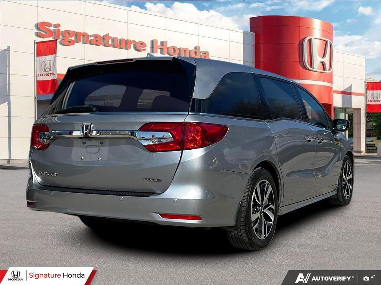 2019 Honda Odyssey Touring Photo