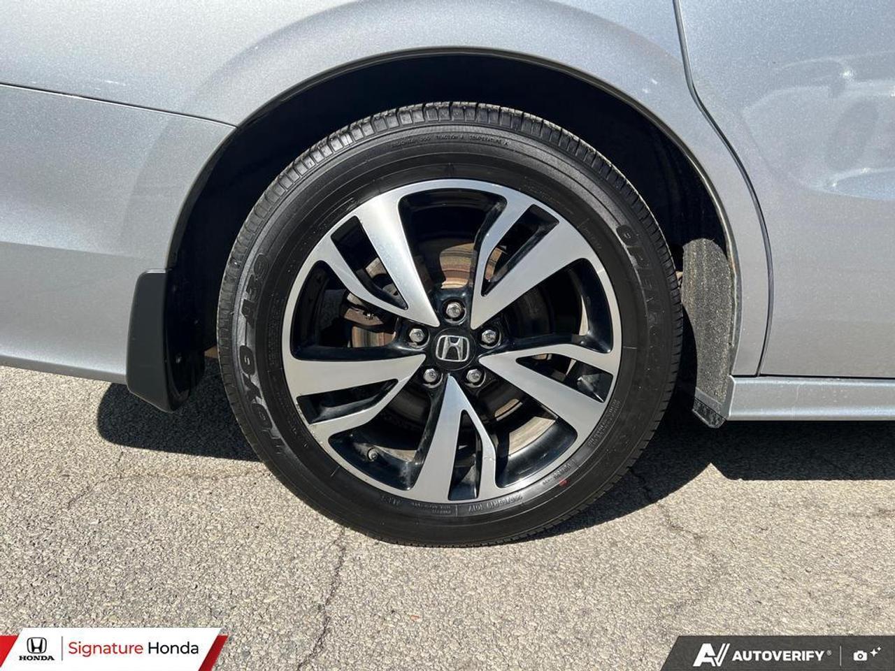 2019 Honda Odyssey Touring Photo