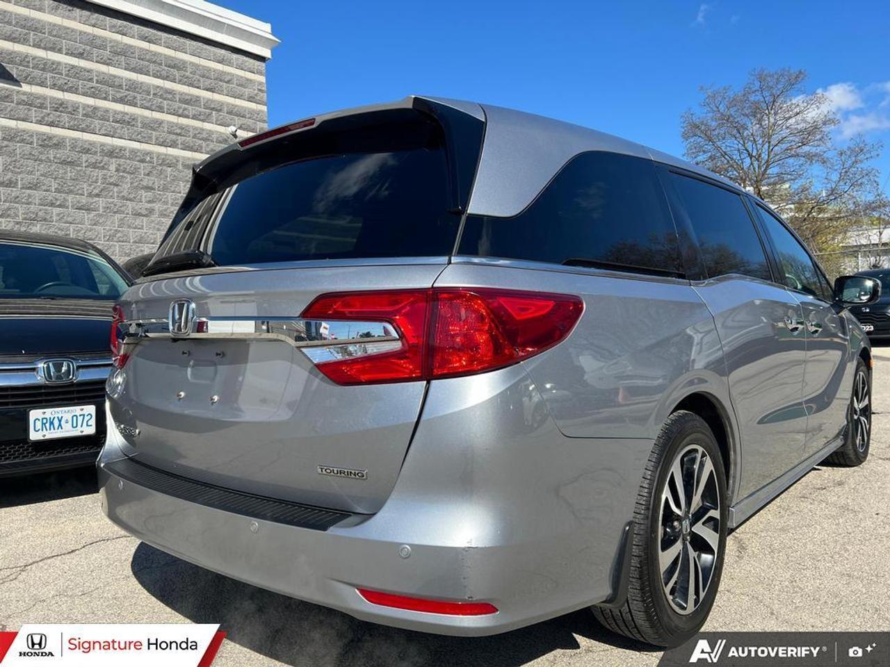 2019 Honda Odyssey Touring Photo