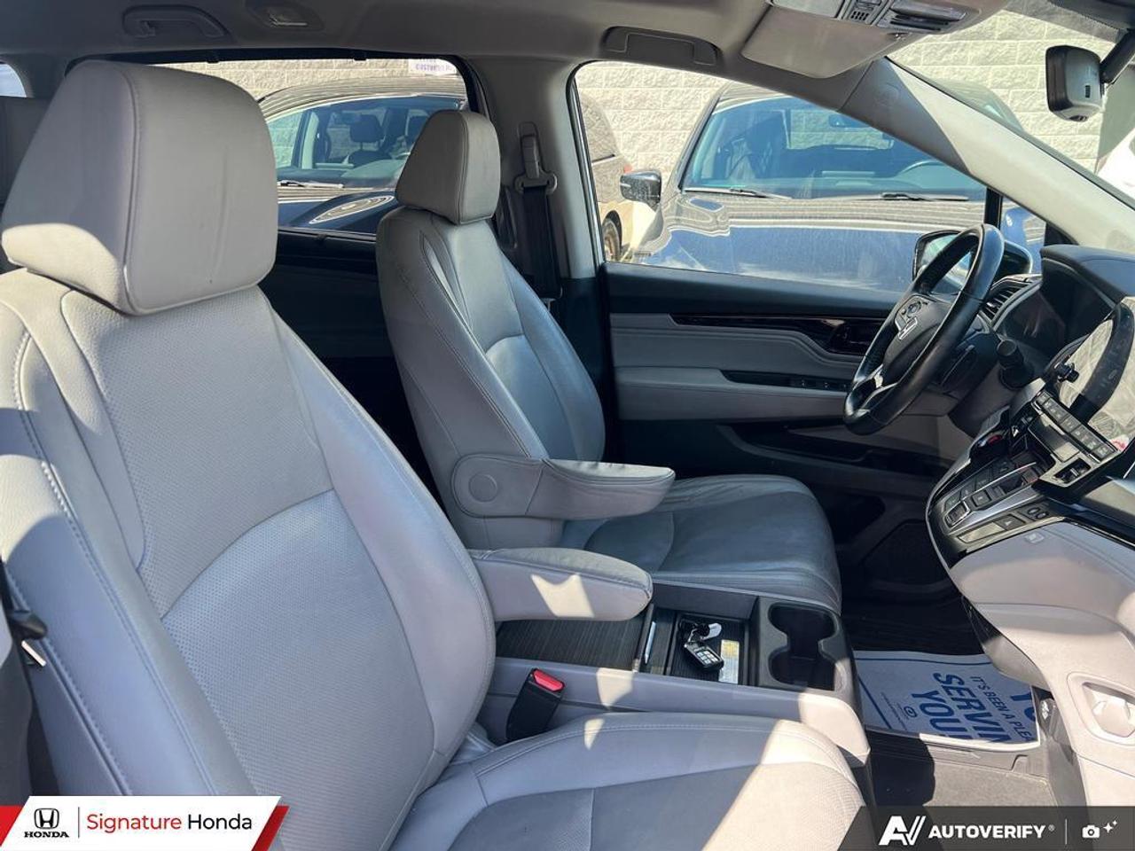 2019 Honda Odyssey Touring Photo