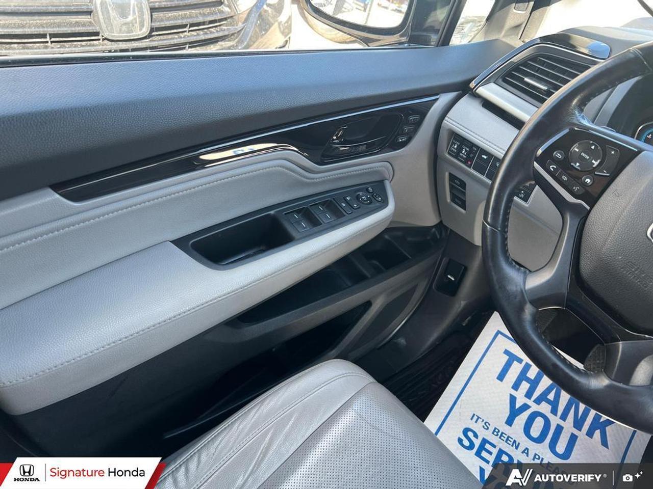 2019 Honda Odyssey Touring Photo