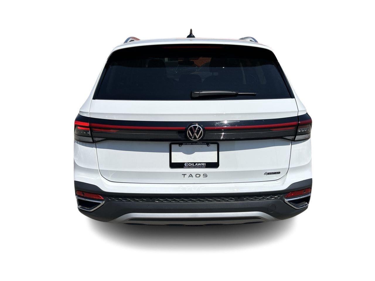 2025 Volkswagen Taos Highline 4MOTION Alloy Wheels  Leather  Sunroof  R Photo