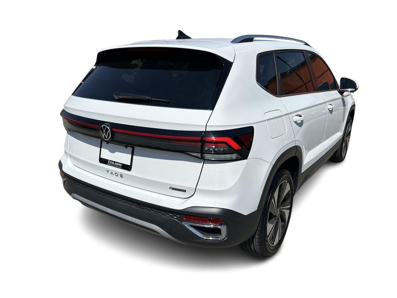 2025 Volkswagen Taos Highline 4MOTION Alloy Wheels  Leather  Sunroof  R Photo