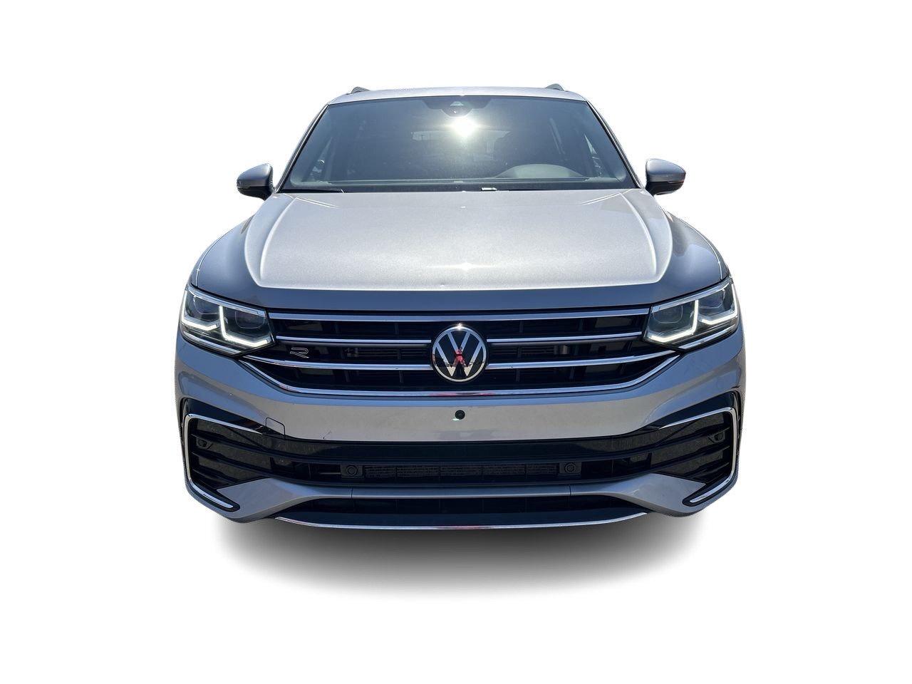 2023 Volkswagen Tiguan Highline 2.0T 8sp at w/Tip 4M Leather  Alloy Wheel Photo3