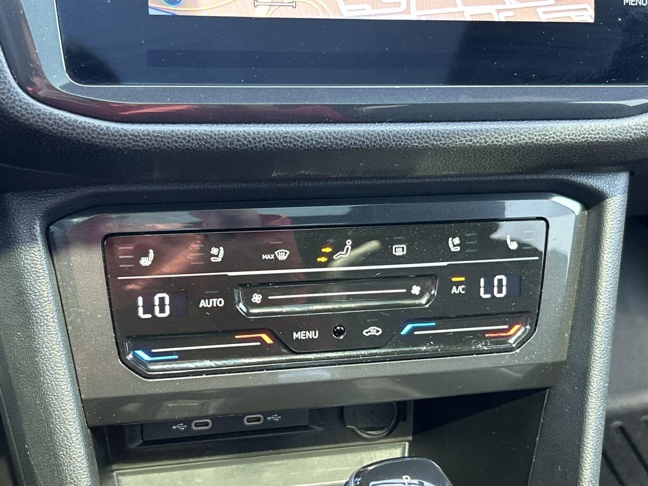 2023 Volkswagen Tiguan Highline 2.0T 8sp at w/Tip 4M Leather  Alloy Wheel Photo