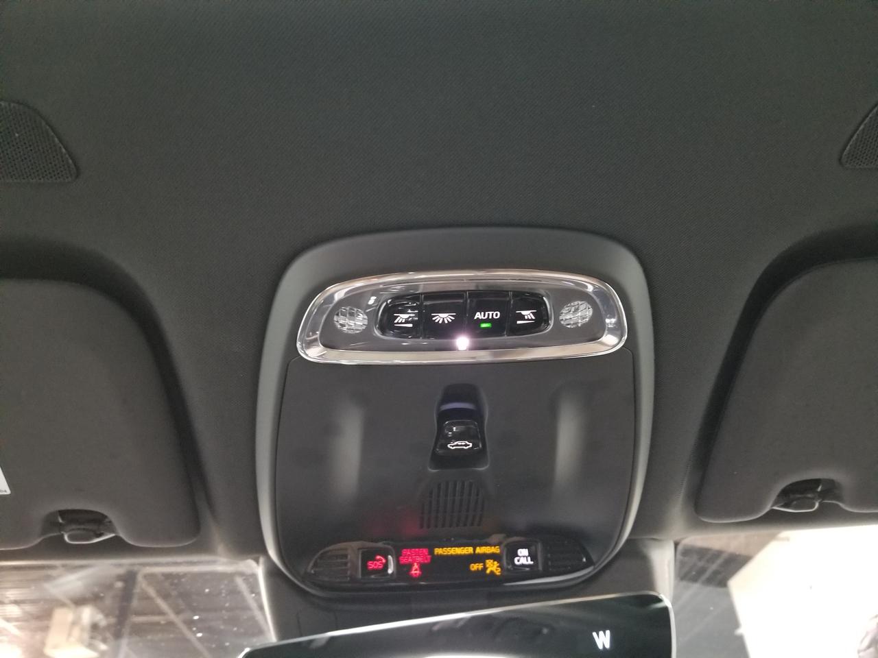 2019 Volvo XC60 T6 Inscription 4dr All-Wheel Drive Photo