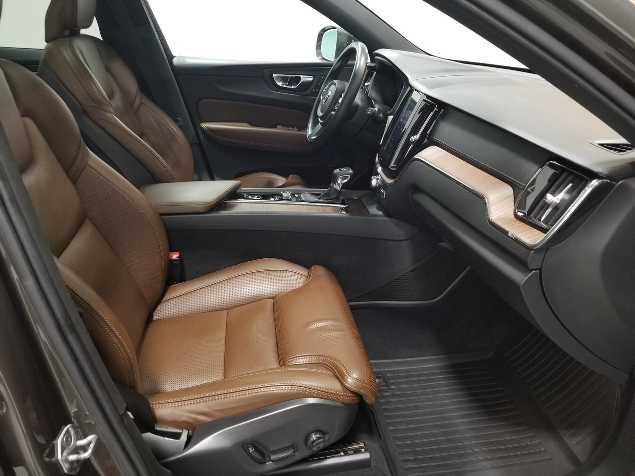 2019 Volvo XC60 T6 Inscription 4dr All-Wheel Drive Photo