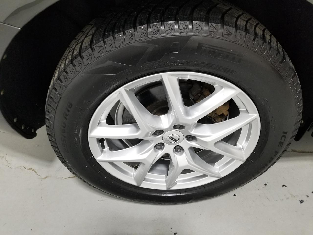 2019 Volvo XC60 T6 Inscription 4dr All-Wheel Drive Photo