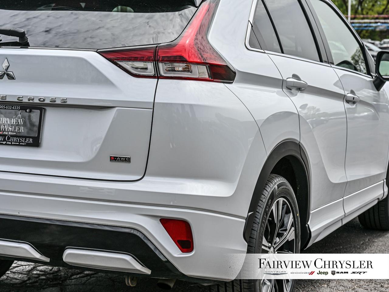 2022 Mitsubishi Eclipse Cross AWD   CARPLAY   HEATED SEATS   SUNROOF   LEATHER Photo