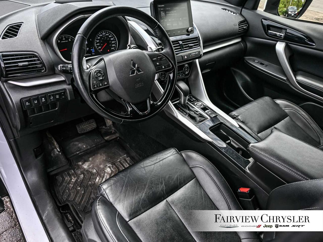 2022 Mitsubishi Eclipse Cross AWD   CARPLAY   HEATED SEATS   SUNROOF   LEATHER Photo