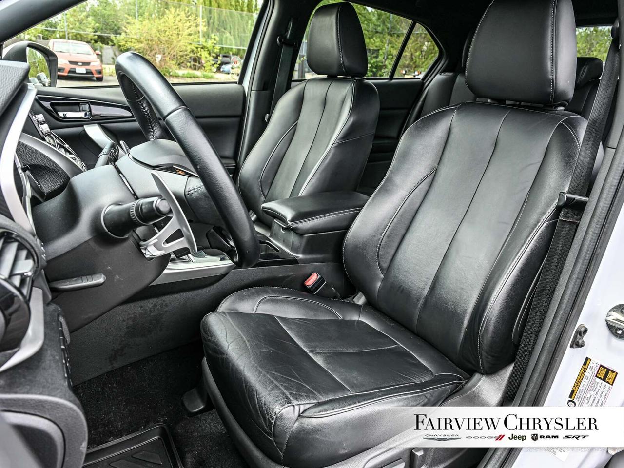 2022 Mitsubishi Eclipse Cross AWD   CARPLAY   HEATED SEATS   SUNROOF   LEATHER Photo
