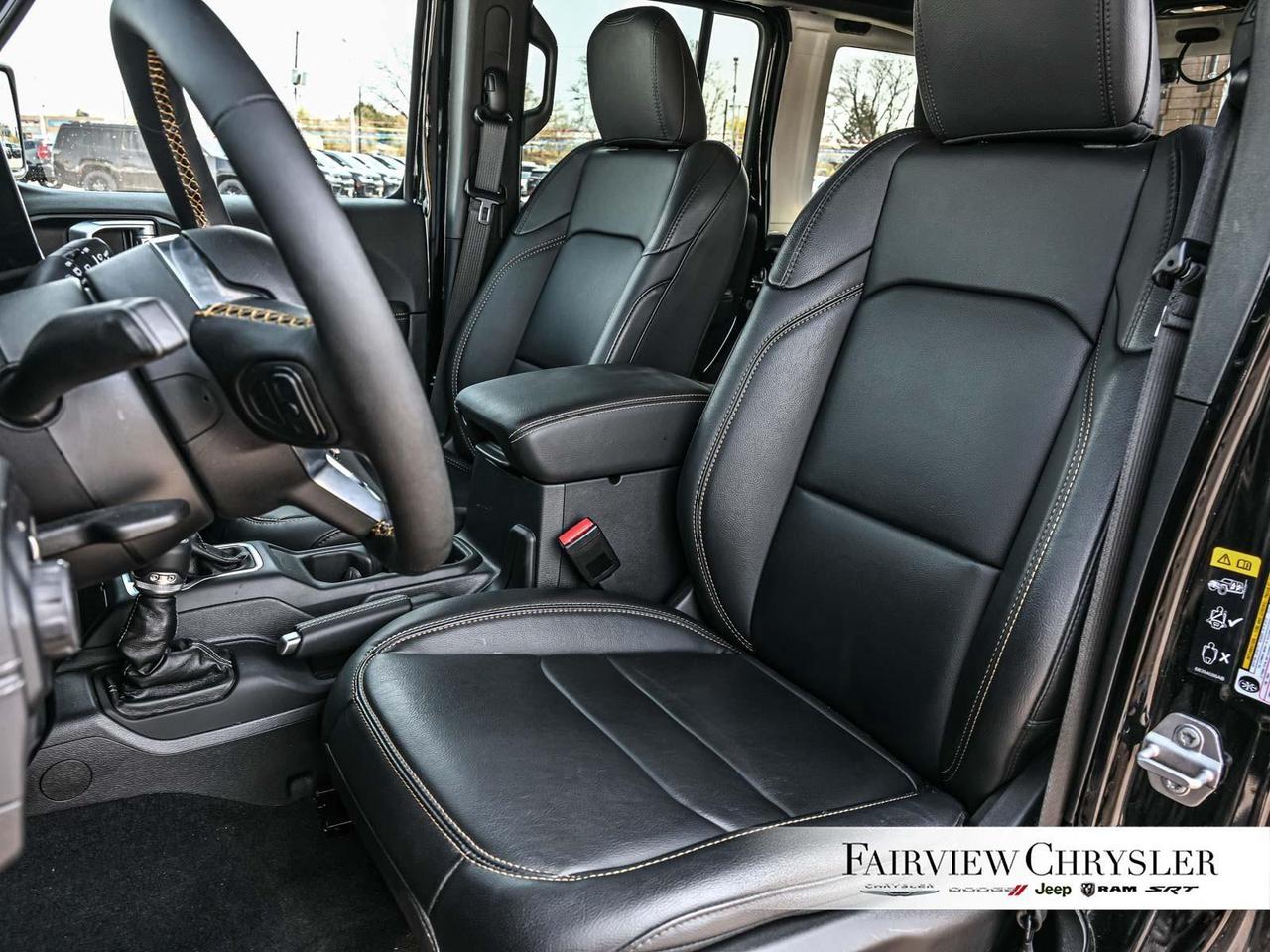 2024 Jeep Wrangler Sahara SKY TOP   LEATHER   FRONT CAMERA   BLIND SP Photo
