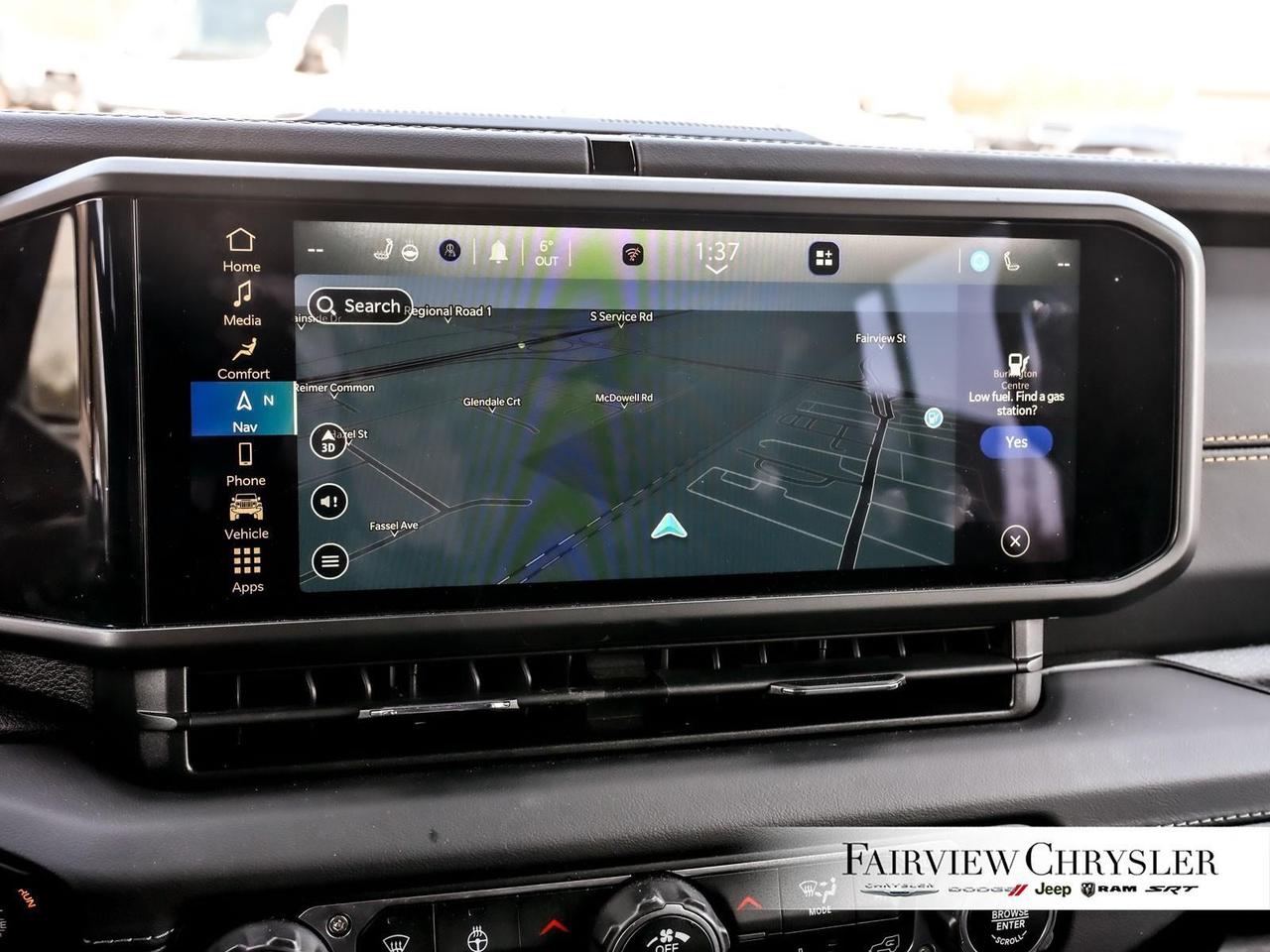2024 Jeep Wrangler Sahara SKY TOP   LEATHER   FRONT CAMERA   BLIND SP Photo