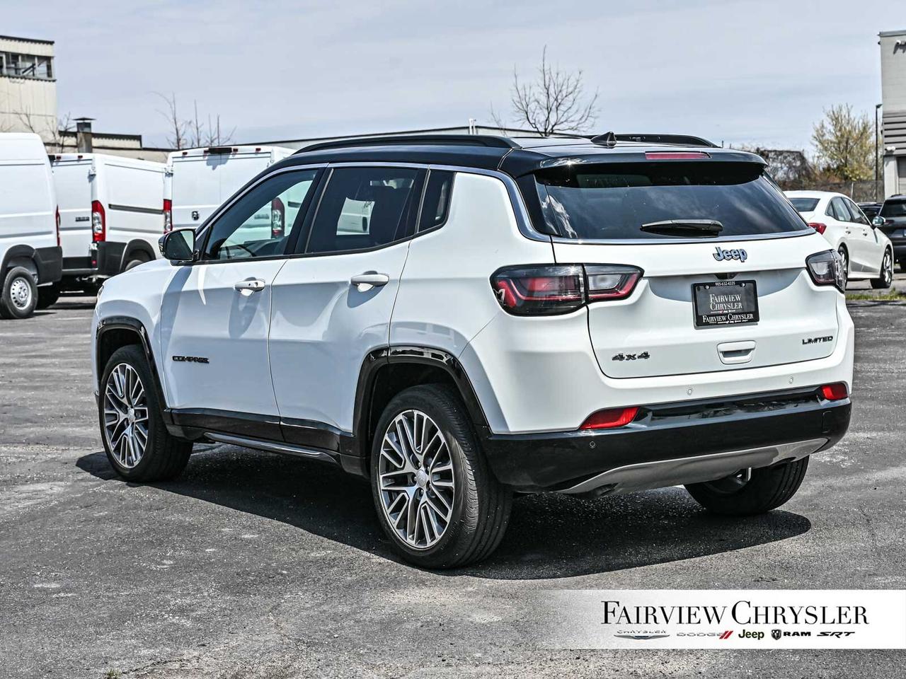 2024 Jeep Compass Limited ELITE PKG   NAV   PWR TAILGATE   CARPLAY Photo