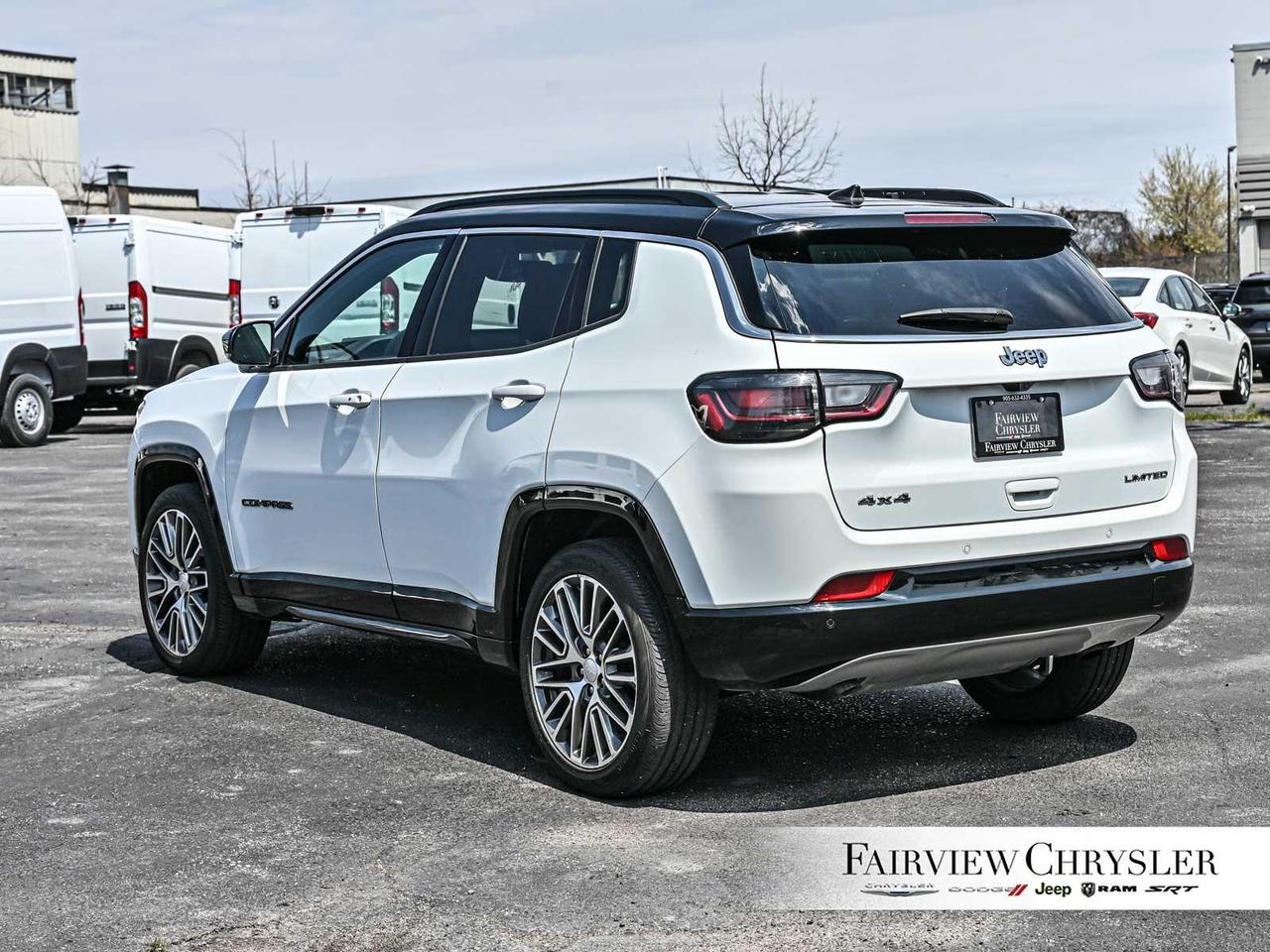 2024 Jeep Compass Limited ELITE PKG   NAV   PWR TAILGATE   CARPLAY Photo3