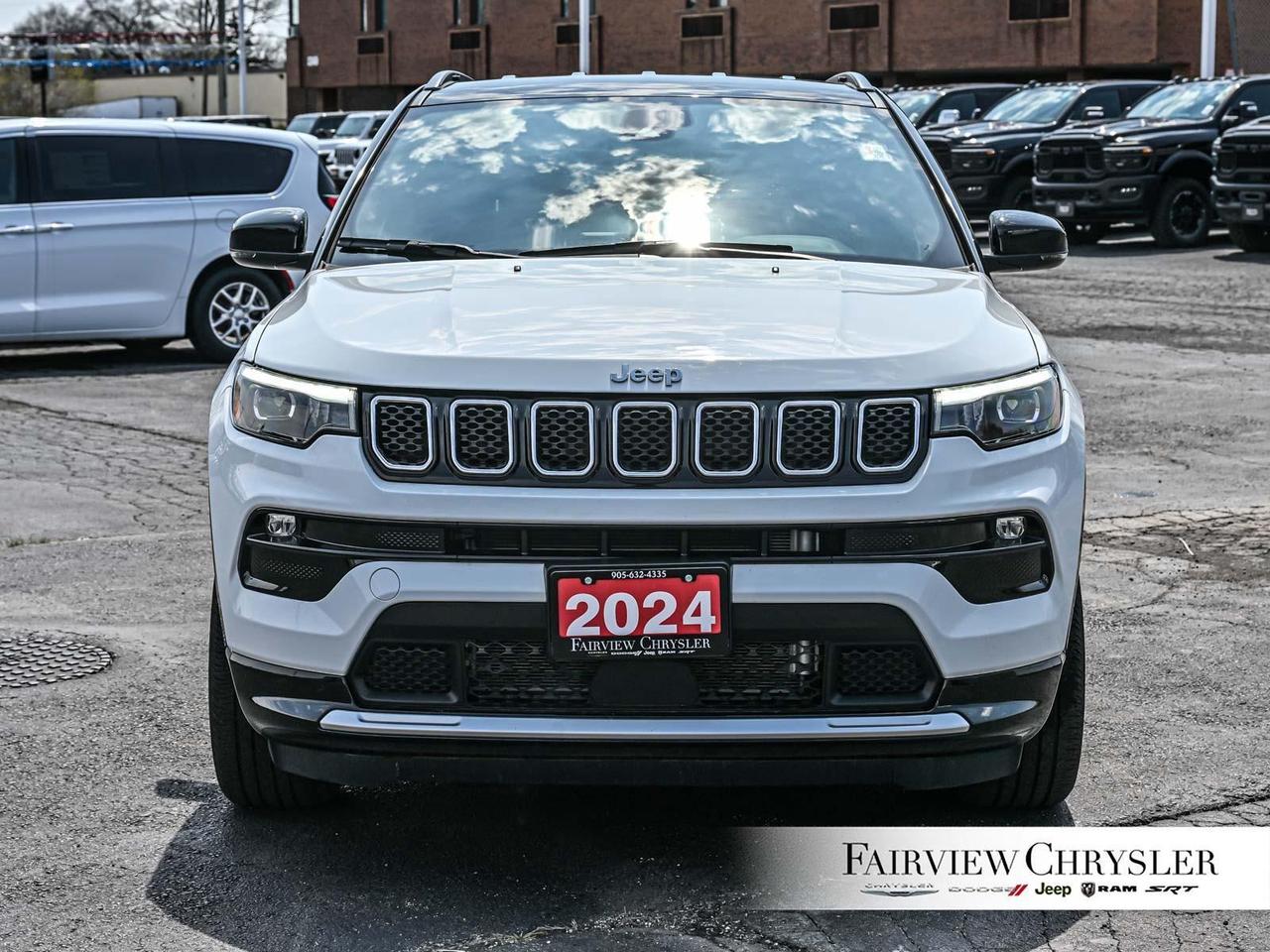 2024 Jeep Compass Limited ELITE PKG   NAV   PWR TAILGATE   CARPLAY Photo