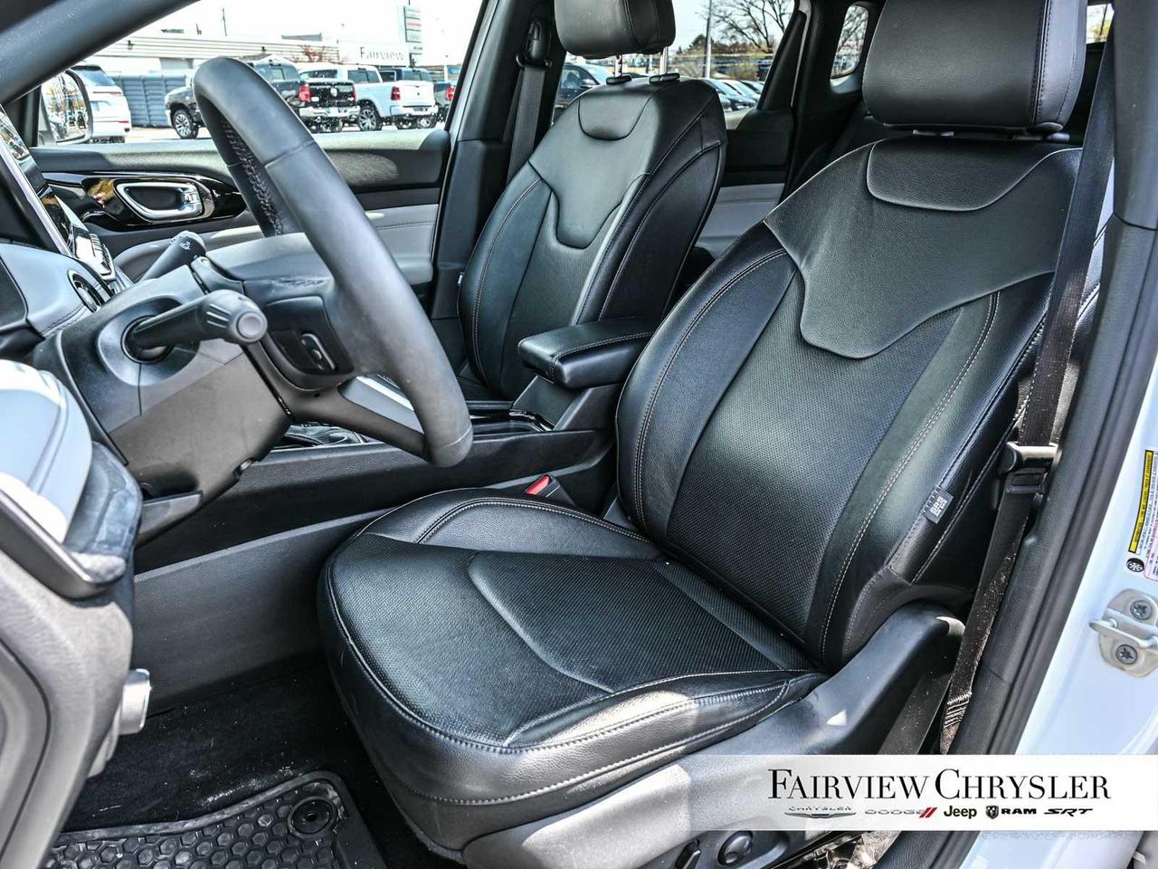2024 Jeep Compass Limited ELITE PKG   NAV   PWR TAILGATE   CARPLAY Photo