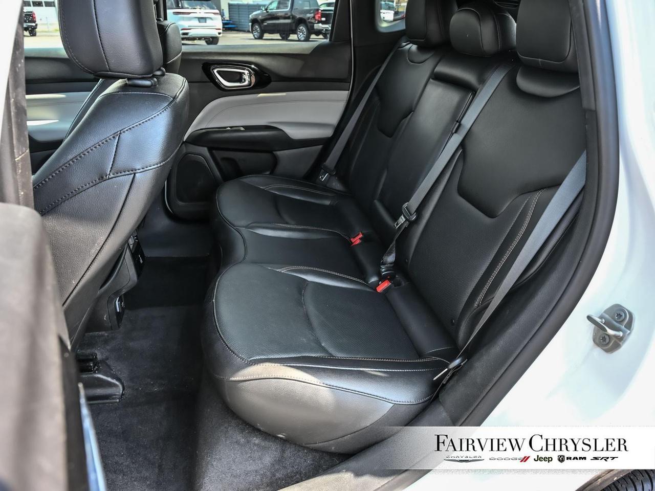 2024 Jeep Compass Limited ELITE PKG   NAV   PWR TAILGATE   CARPLAY Photo