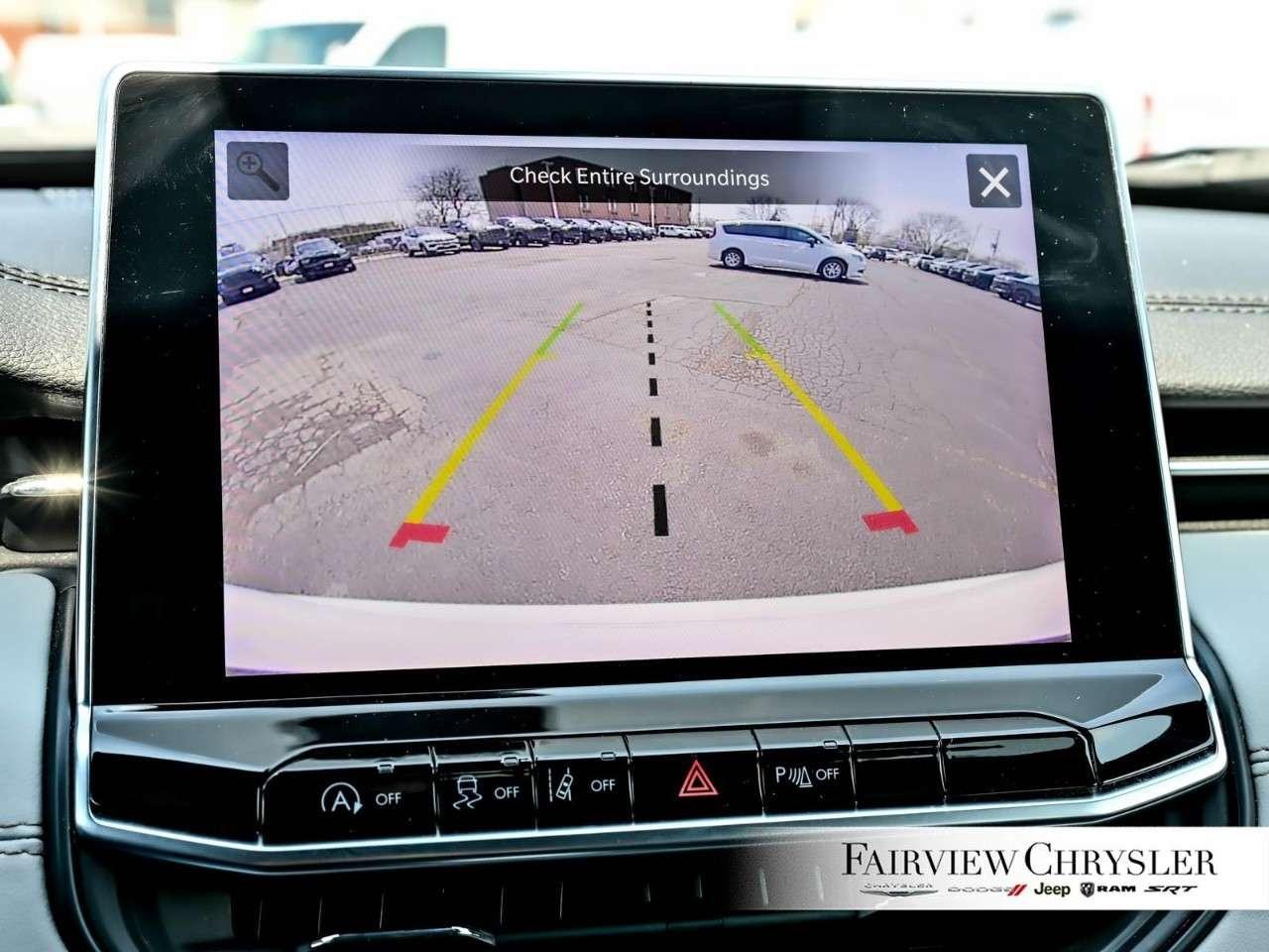 2024 Jeep Compass Limited 4x4 ELITE PKG   NAV   PWR TAILGATE   CARPLAY   HEATED SEATS   REMOTE START Photo